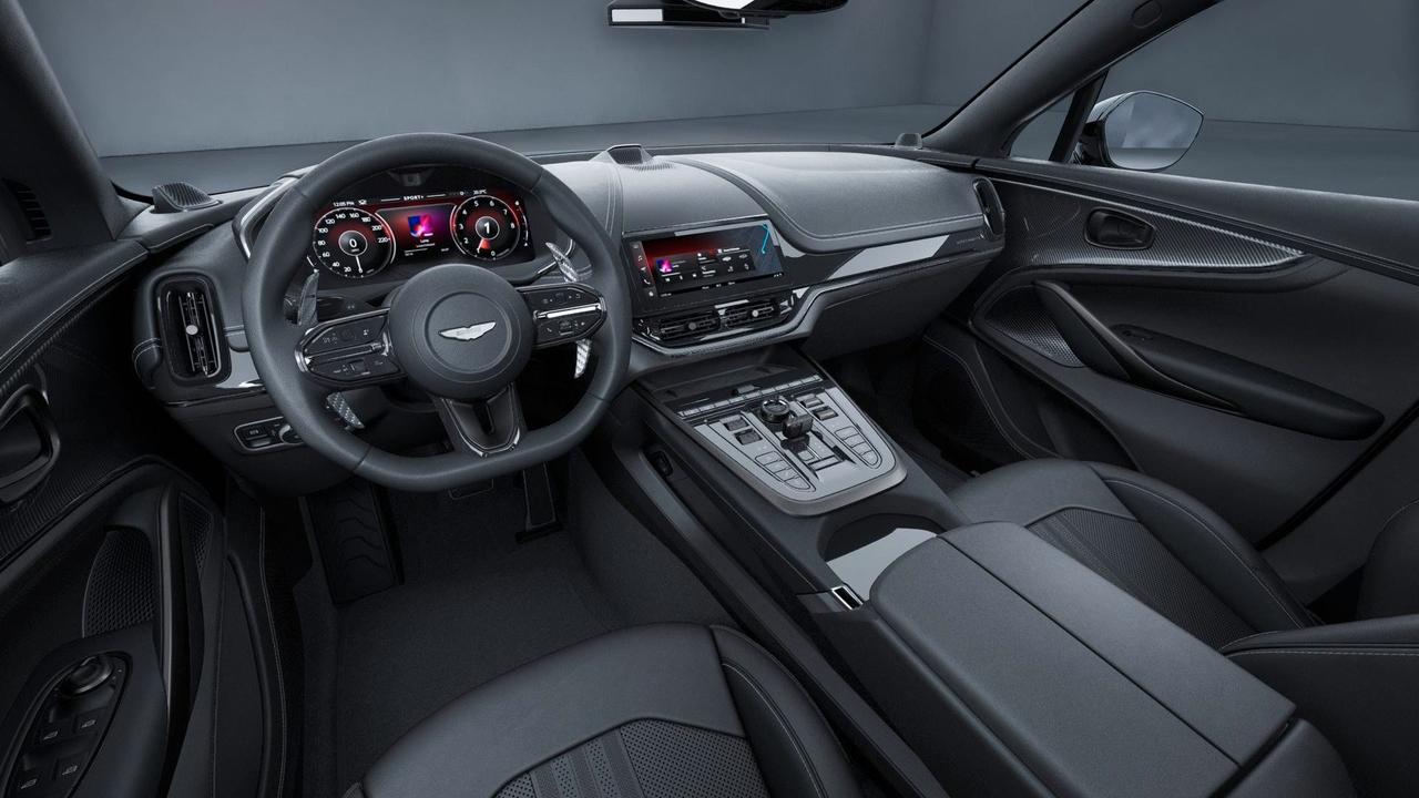 ASTON MARTIN DBX707 4.0