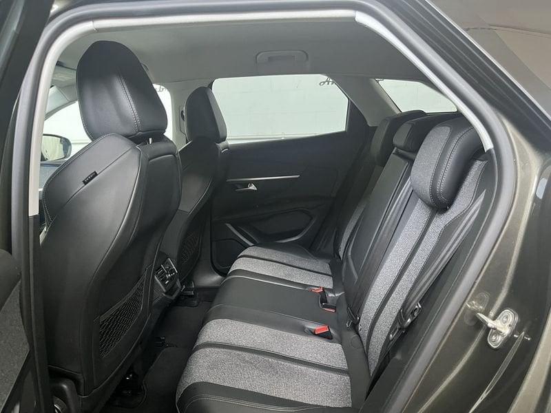 Peugeot 3008 BlueHDi 130 EAT8 S&S Allure TUA DA 189,00 AL MESE