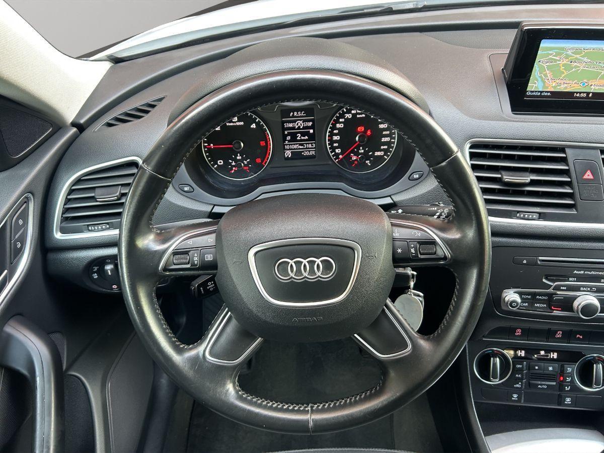 AUDI - Q3 - 2.0 TDI 120 CV Sport NAVI
