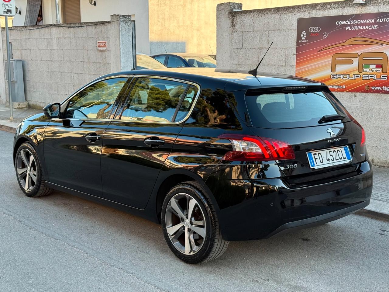 Peugeot 308 BlueHDi EAT6 Allure NAVI PELLE LED