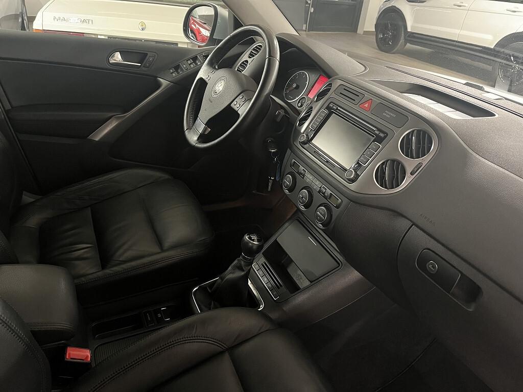 Volkswagen Tiguan 2.0 TDI 170 CV DPF Sport & Style (18°)