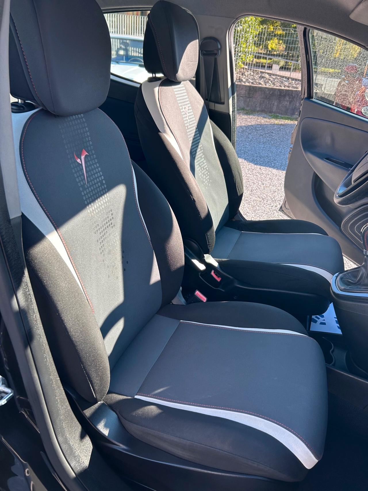 Lancia Ypsilon 1.3 MJT, UNIPROPRIETARIO - NEOPATENTATI