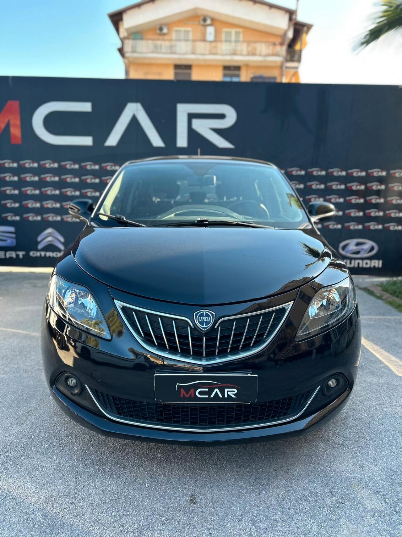 Lancia Ypsilon 1.0 FireFly 5 porte S&S Hybrid Ecochic Gold