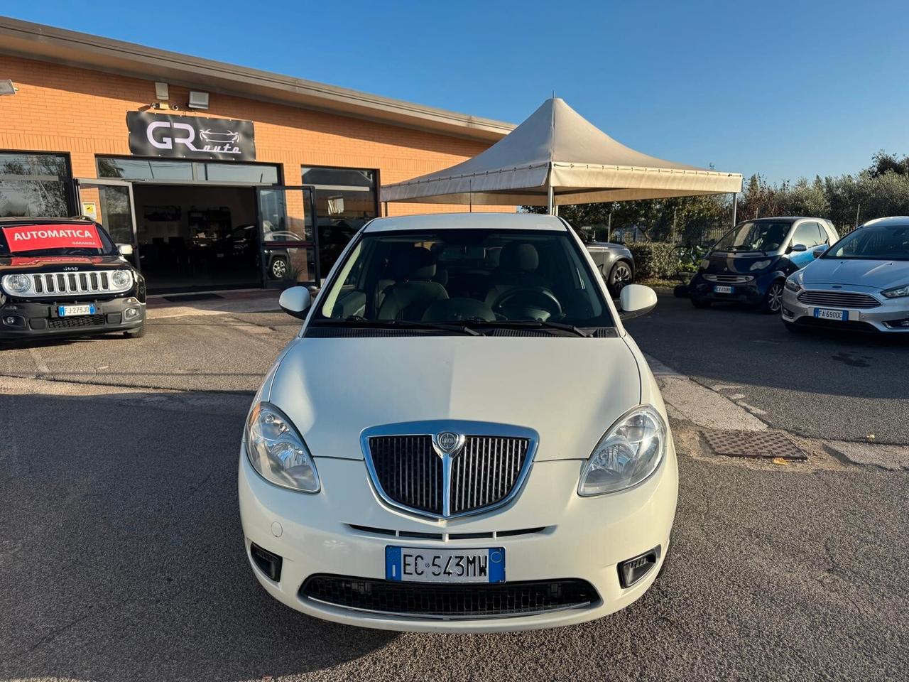 Lancia Ypsilon 1.2 BENZ 60CV ORO NEOPATENTATI 2010