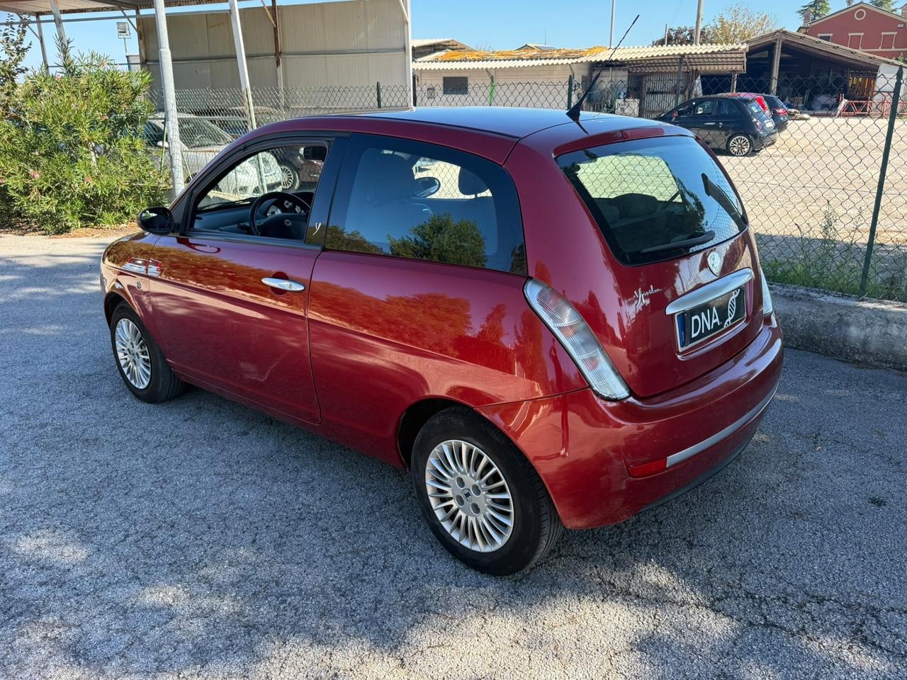 Lancia Ypsilon 1.2 Benzina Neopatentati uniproprietà