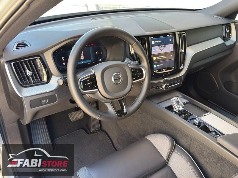 Volvo XC60 B5 AWD 250 Cv R-Design Plus Dark - KM/0