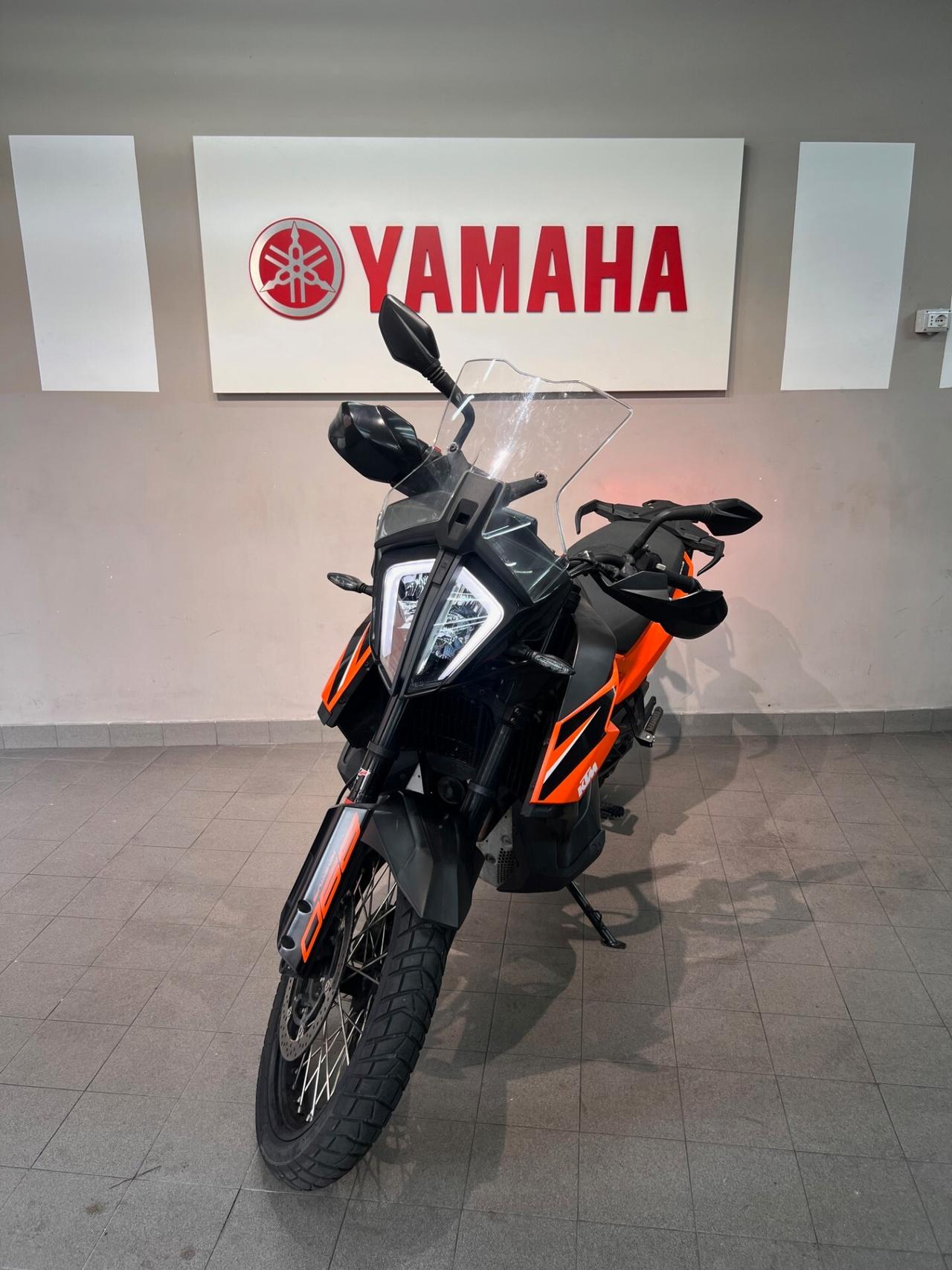 Ktm 890 Adventure S icon colors