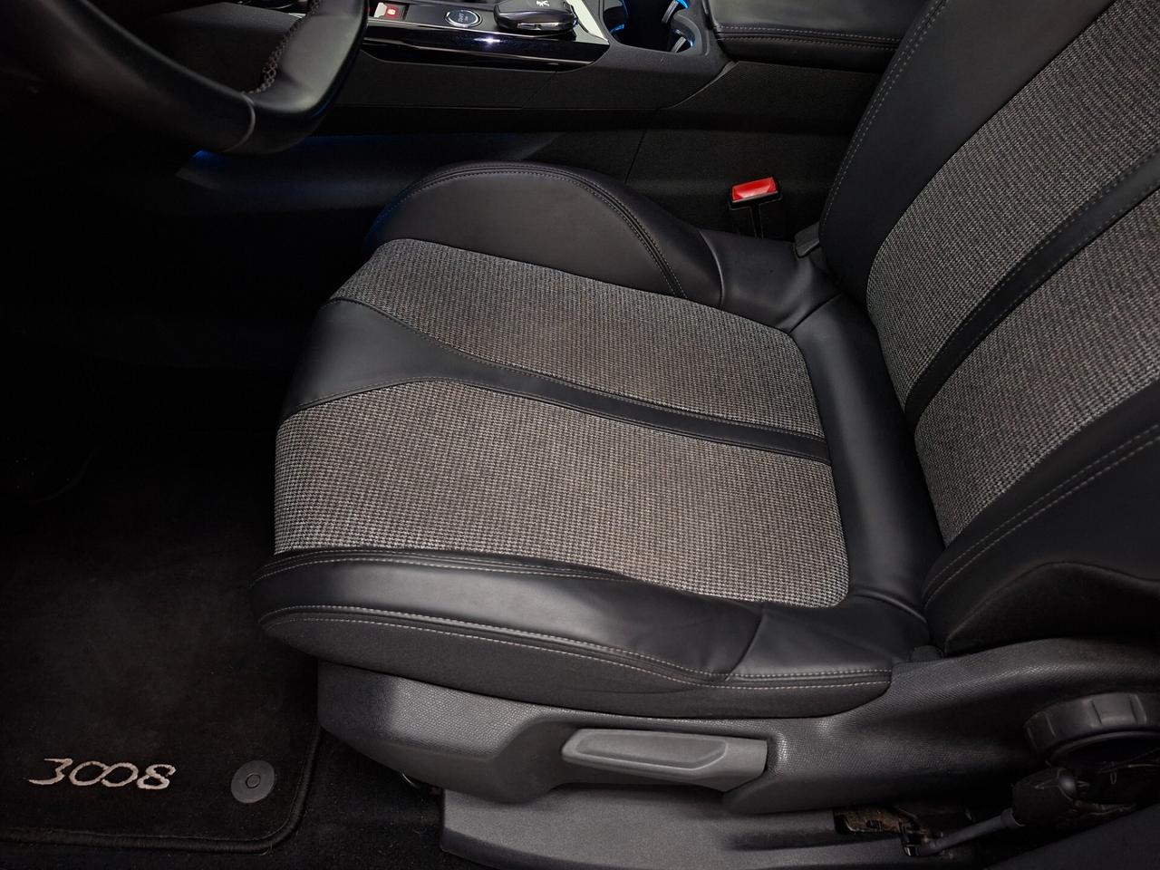 Peugeot 3008 Allure 1.6 BlueHDi 120cv