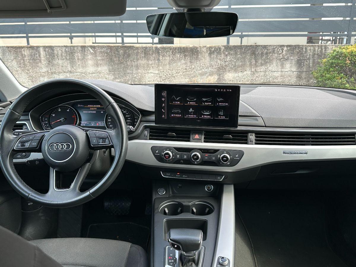 AUDI - A4 Avant - 40 TDI quattro S tr. Bus. Adv.