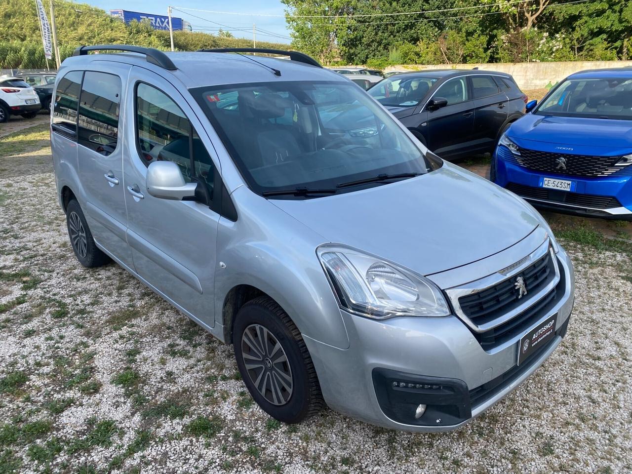 PEUGEOT - Partner - BlueHDi 120 - UNIPRO. - FINANZ