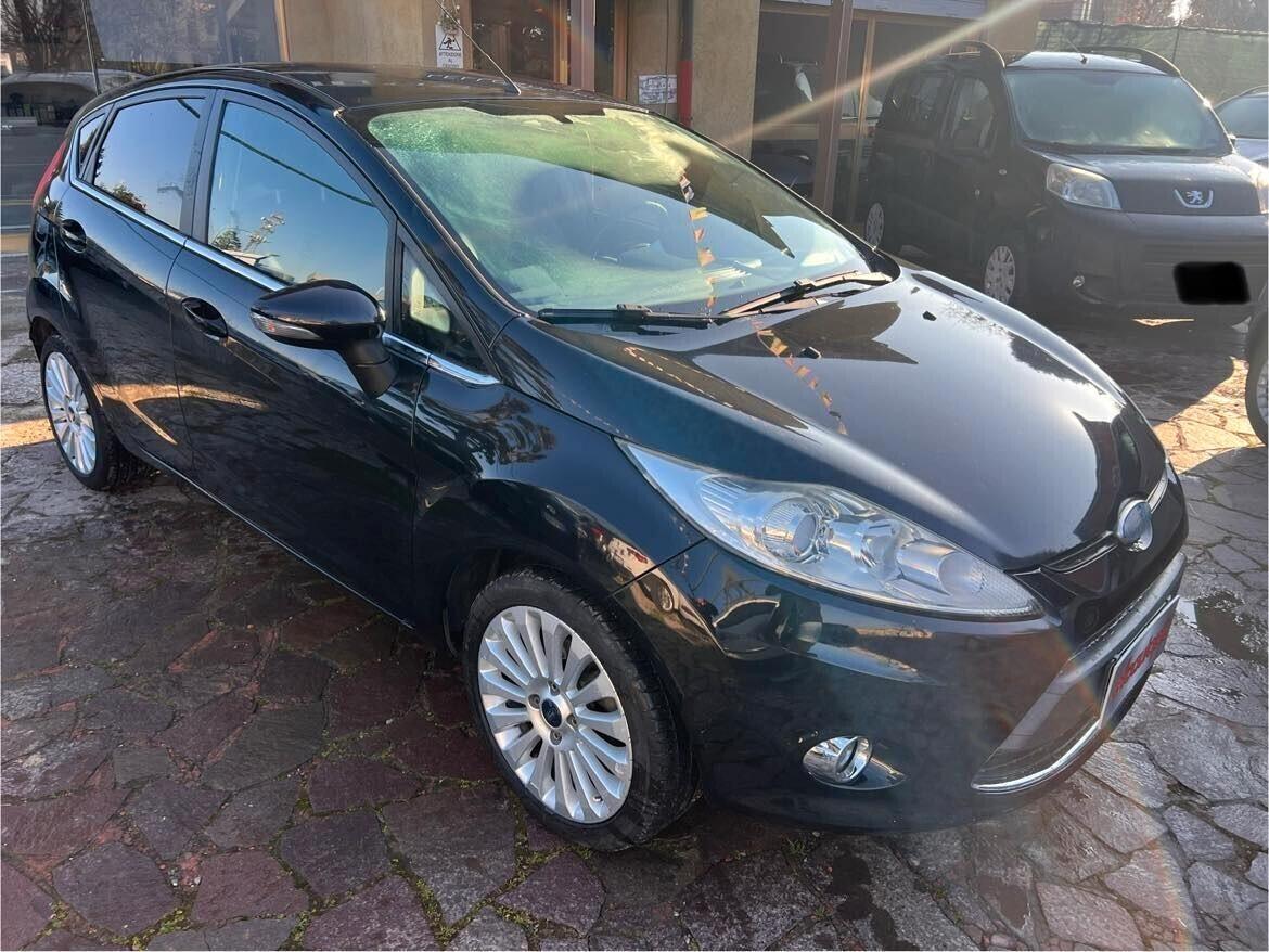 Ford Fiesta 1.4 5 porte Bz.- GPL Titanium