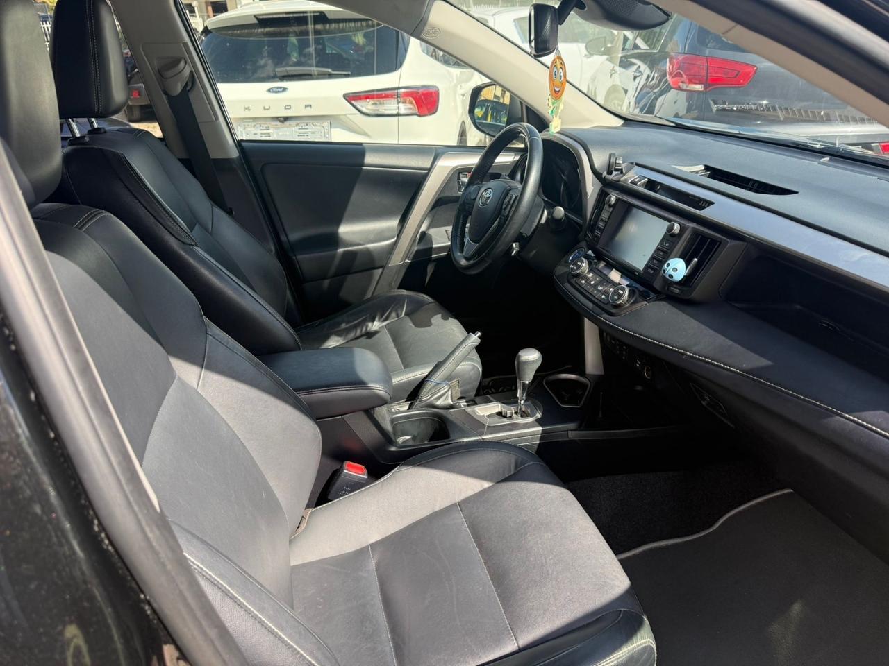 Toyota RAV 4 RAV4 2.5 Hybrid 2WD Style
