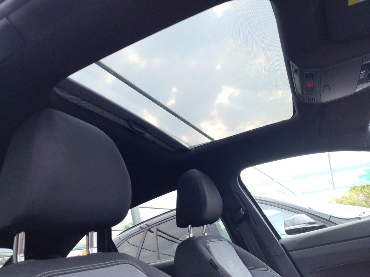 Volkswagen Taigo 1.0 tsi R-Line 110cv