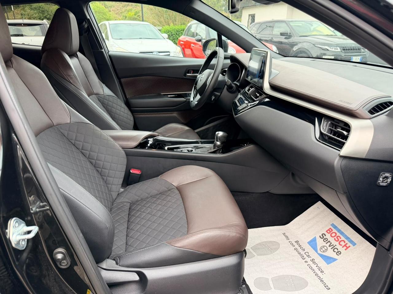Toyota C-HR 1.8 Hybrid E-CVT Lounge