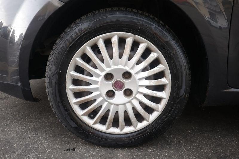 FIAT Grande Punto FIAT Grande Punto 5p 1.3 mjt 16v Active c/clima 75cv 55KW ANNO 2008