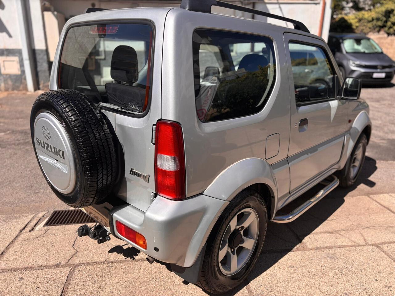 Suzuki Jimny 1.3i 16V cat 4WD JLX GPL