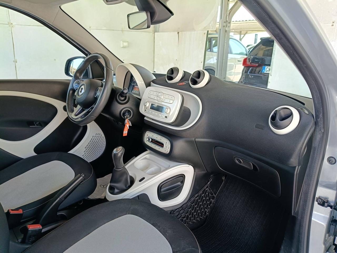 SMART Forfour II 2015 - Forfour 1.0 Passion 71cv