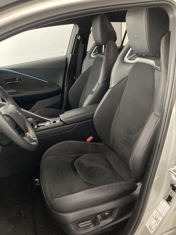 Toyota C-HR 2.0 HV AWD GR Sport