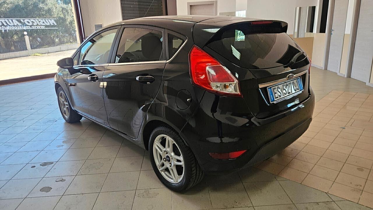 Ford Fiesta 1.5 TDCi 75CV 5 porte Titanium