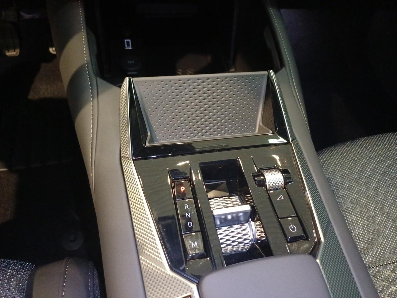 DS N°4 PALLAS HYBRID 145