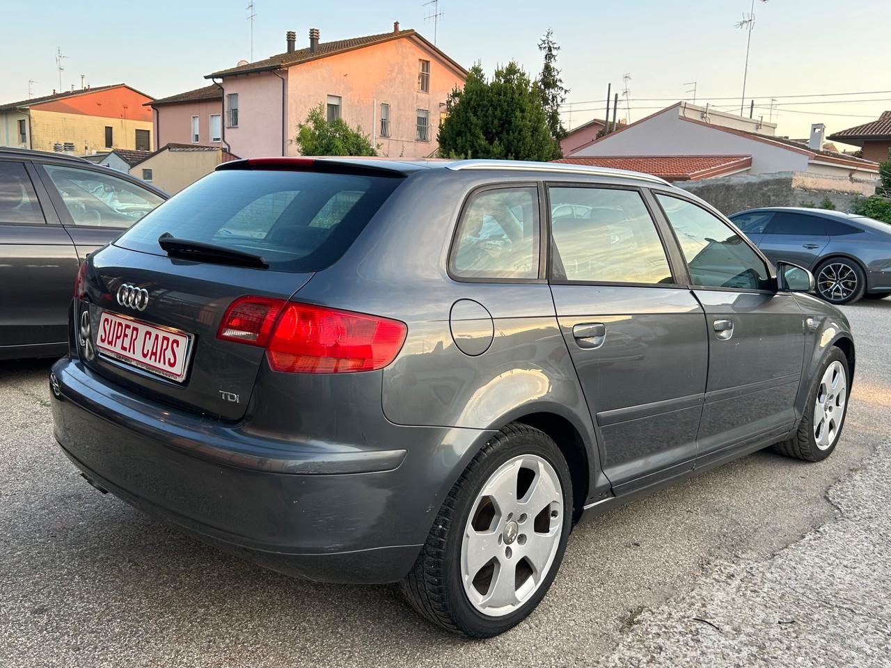 Audi A3 SPB 2.0TDI 140CV Attraction NEOPATENTATI