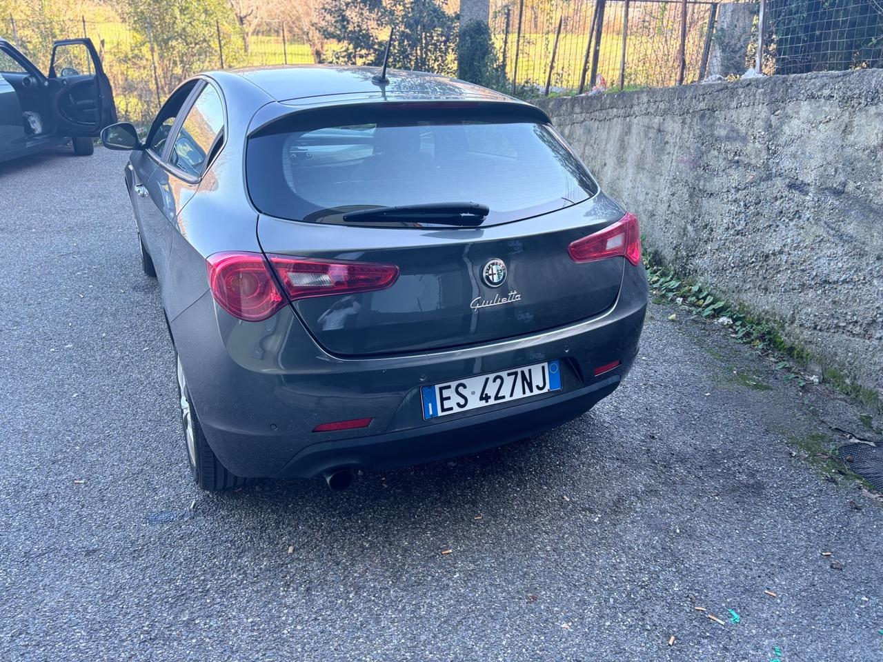 Alfa Romeo Giulietta 1.6 JTDm-2 105 CV Exclusive