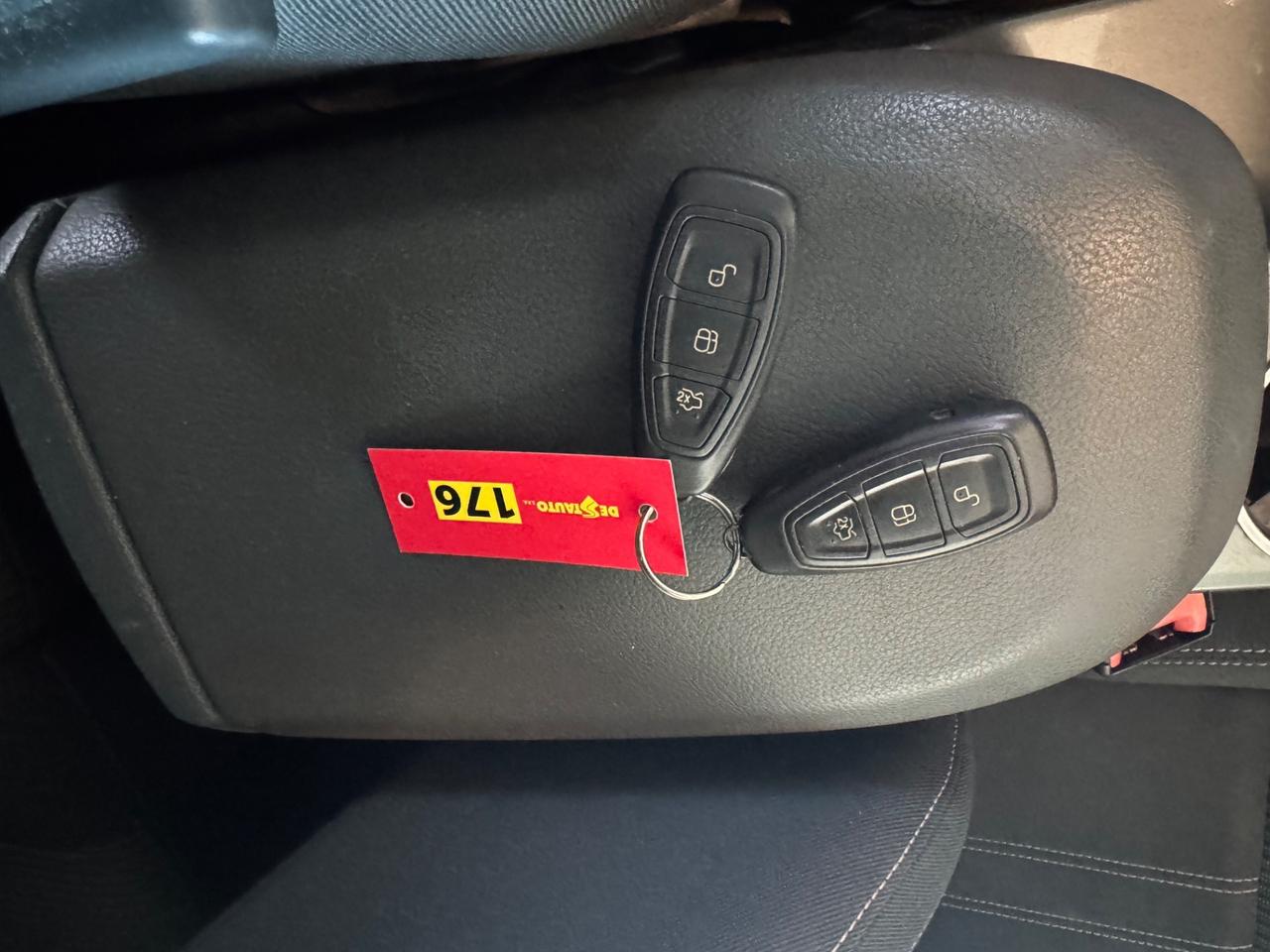 Ford C-Max 1.6 TDCi 115CV Titanium