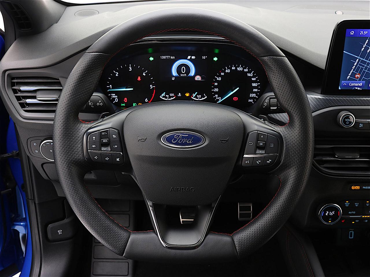 Ford Focus 1.5 EcoBlue ST-Line TETTO APRIBILE