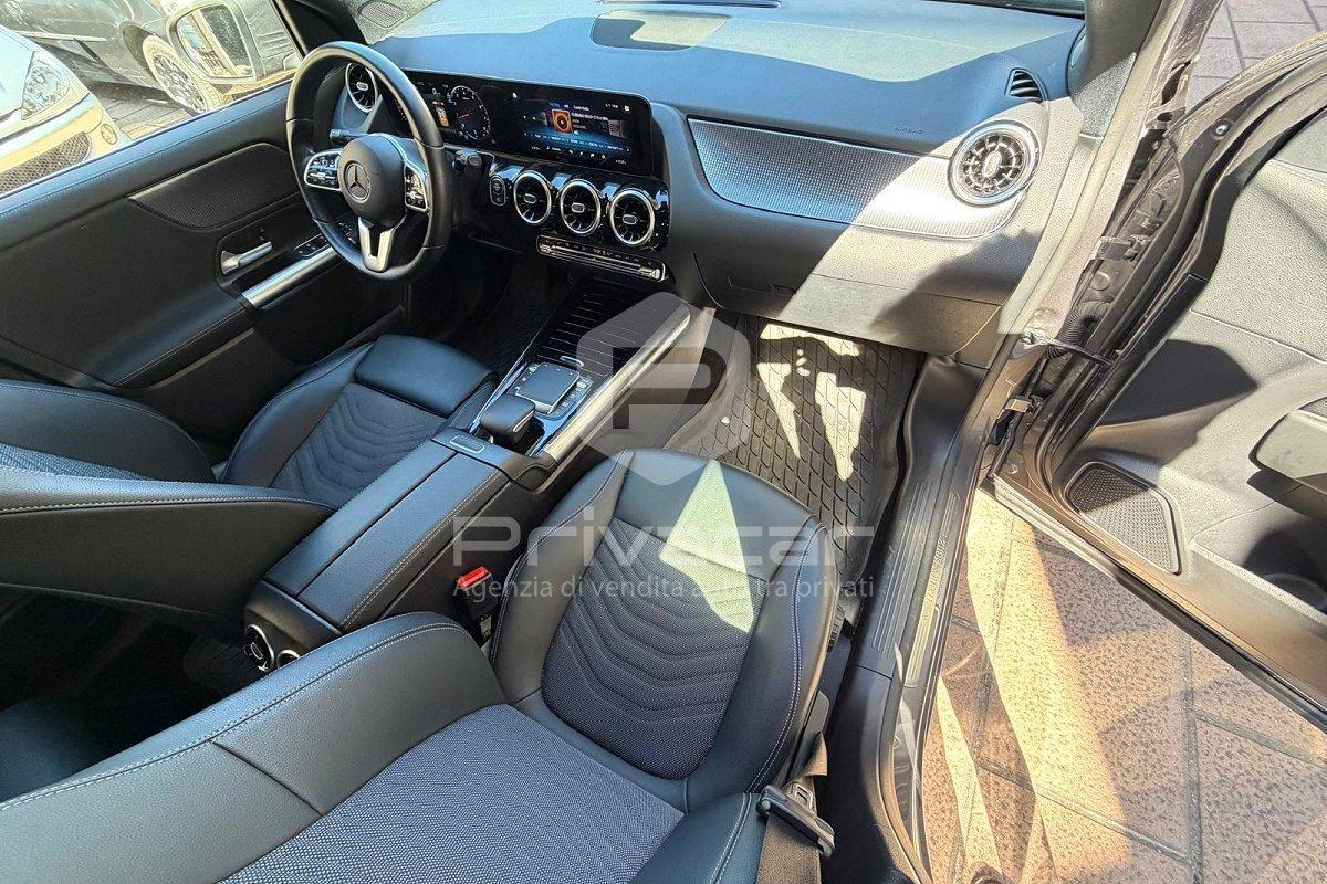 MERCEDES GLA 180 Automatic Sport