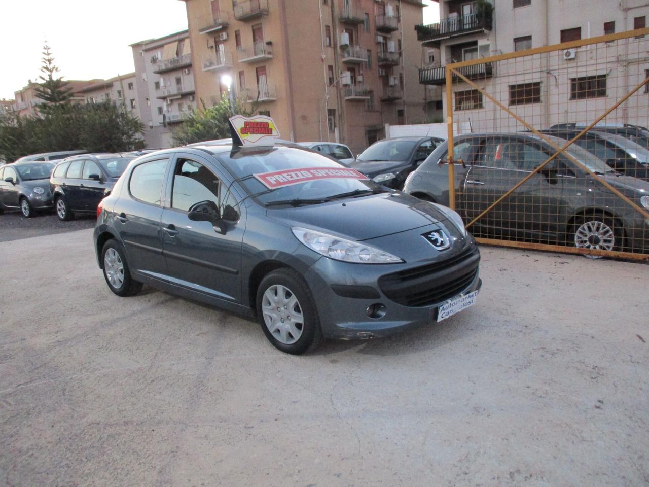 Peugeot 207 1.4 HDi 70CV 5p OK NEOP.