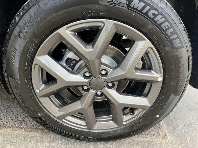 Jeep Compass Compass 1.2 turbo e-hybrid mhev First Edition fwd 145cv edct6 Tua da 379,00 al mese