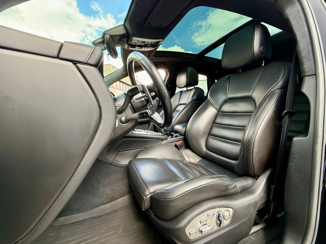 Porsche Macan 3.6 Turbo Performance PORSCHE APPROVED