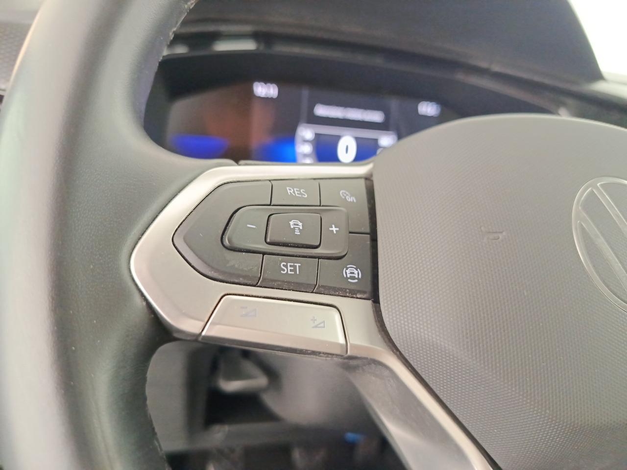 VOLKSWAGEN T-Cross - T-Cross 1.0 TSI Sport