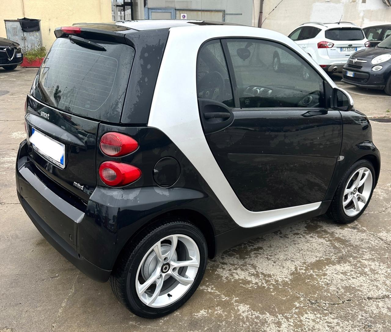 Smart ForTwo 1000 52 kW MHD coupé passion
