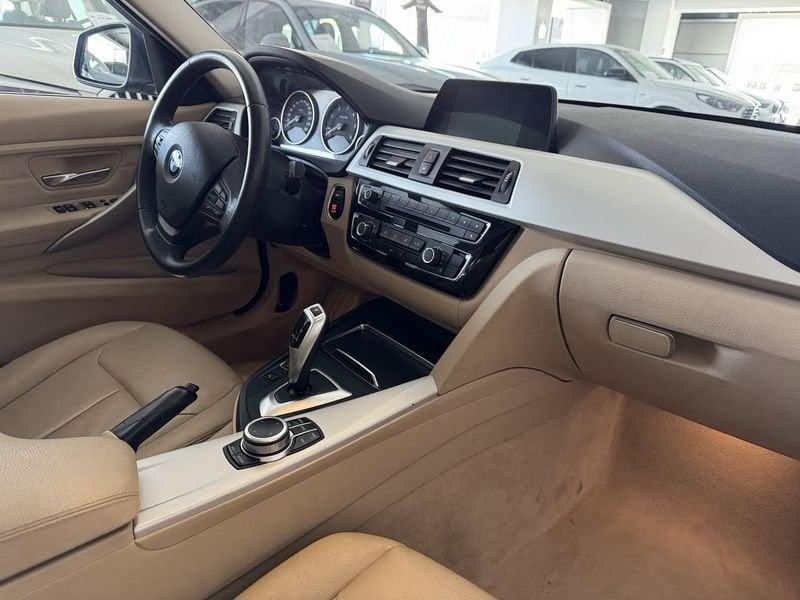 BMW Serie 3 Touring 320d xDrive Business Advantage