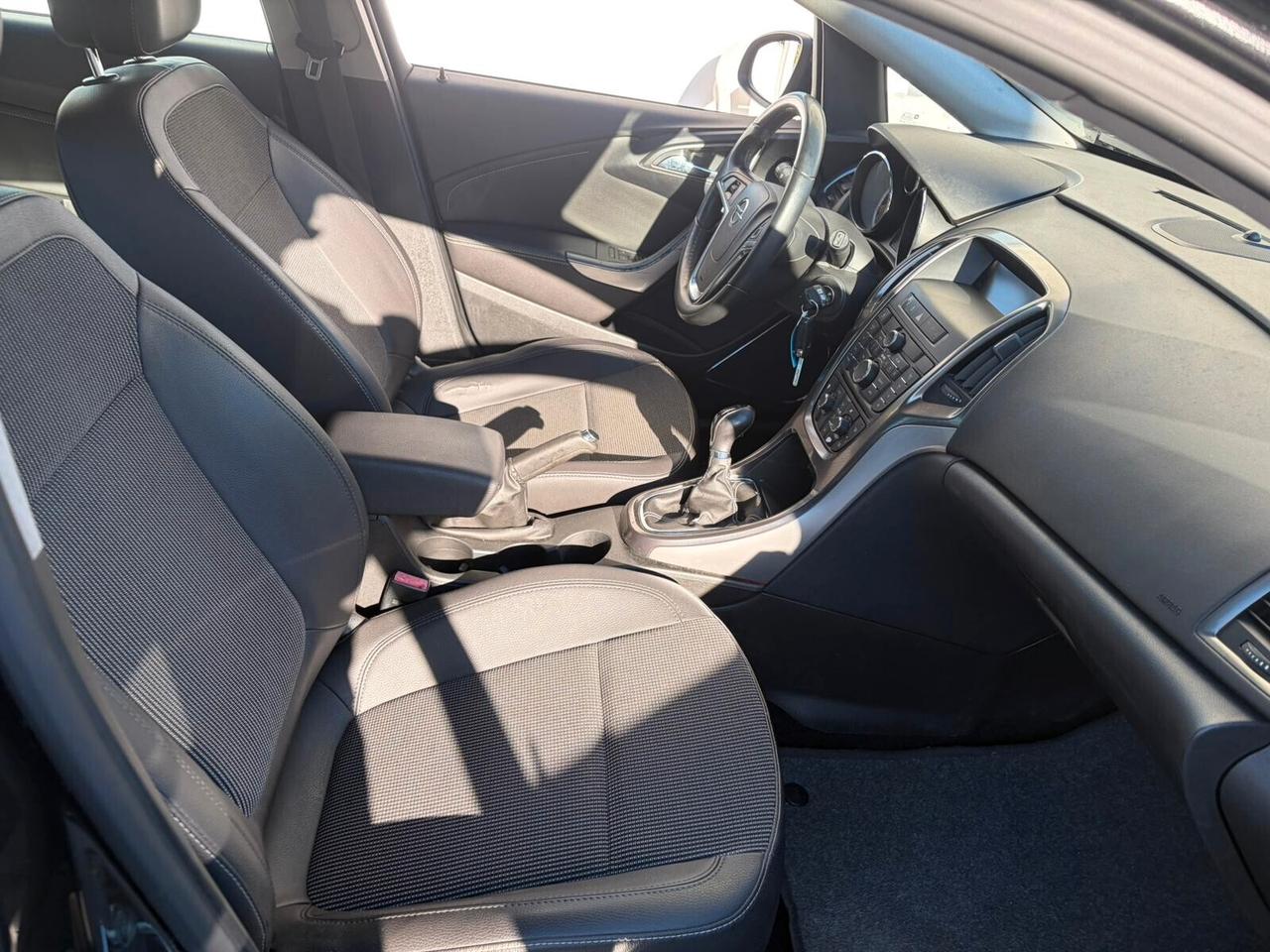 Opel Astra 1.7 CDTI 125CV Sports Tourer Cosmo*EURO5