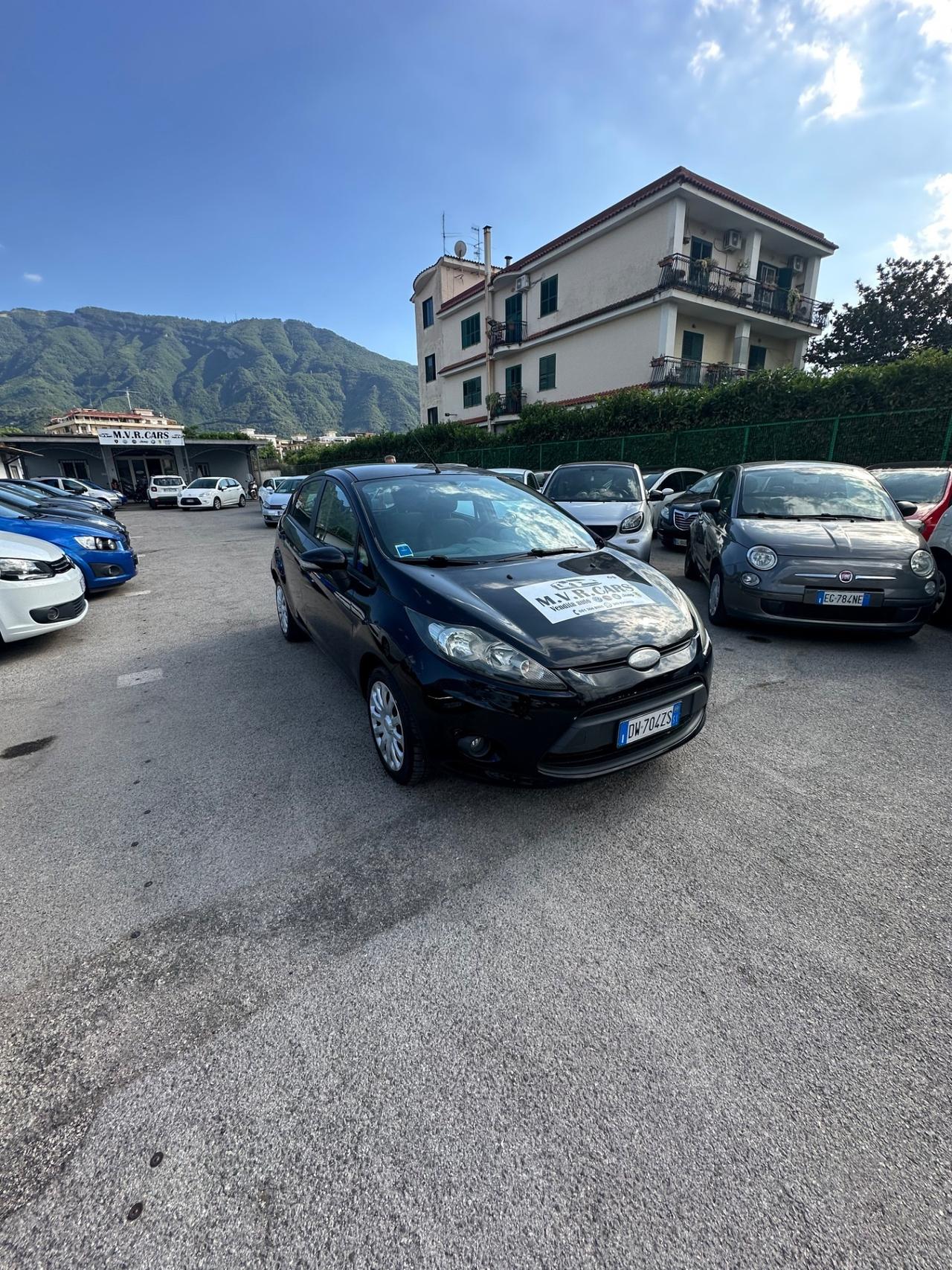 Ford Fiesta 1.4 TDCi 68CV 5 porte Titanium