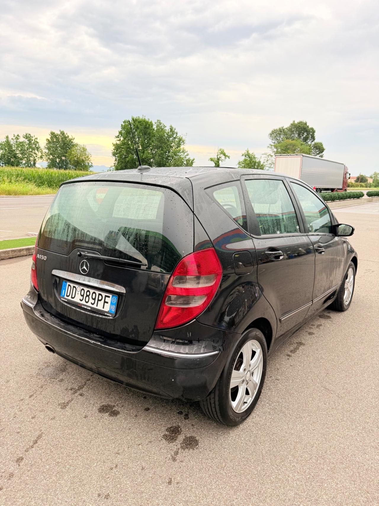 Mercedes-benz A 150 BlueEFFICIENCY Coupé Avantgarde