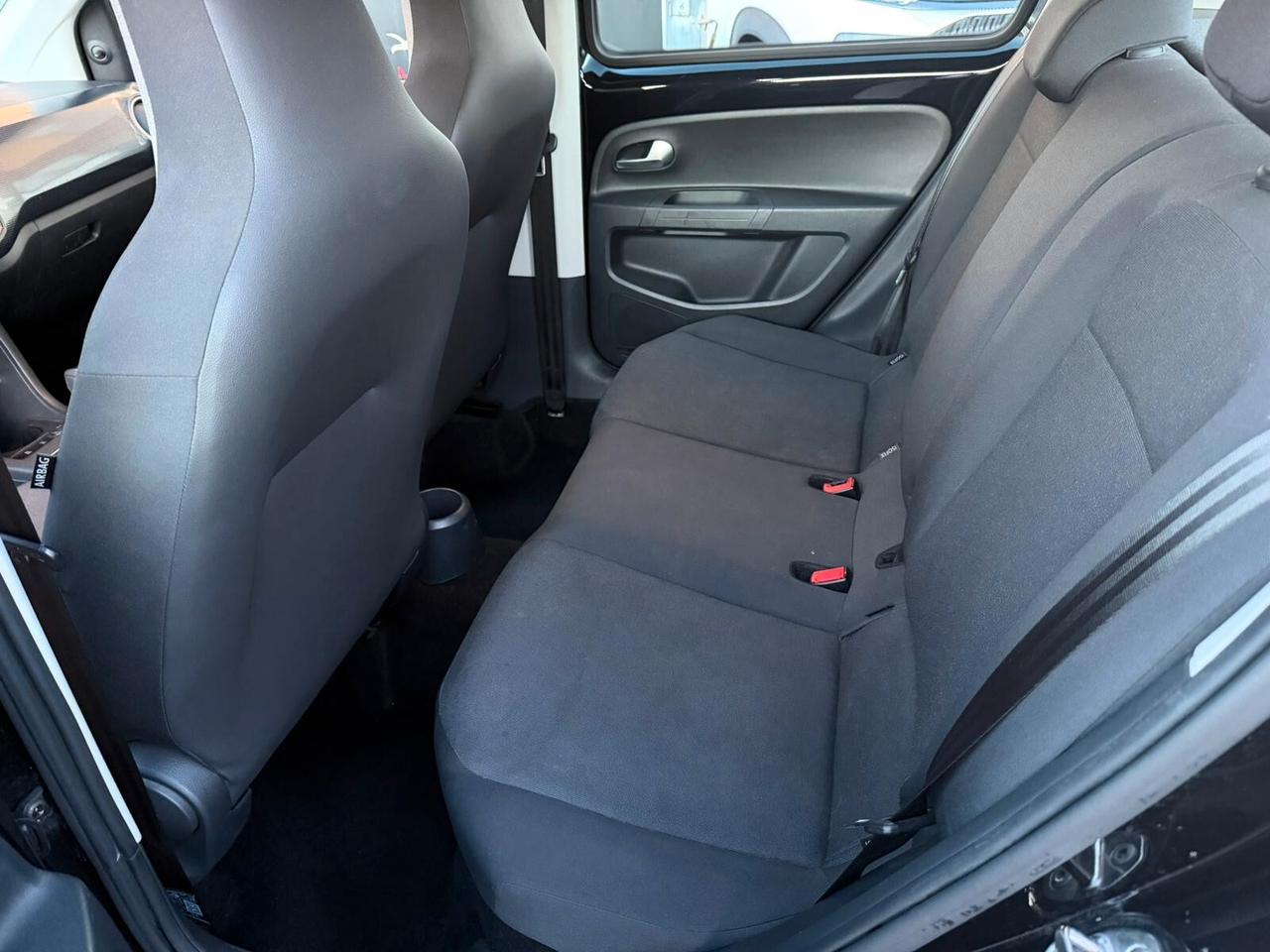 Volkswagen up! 1.0 75 CV 5p. high