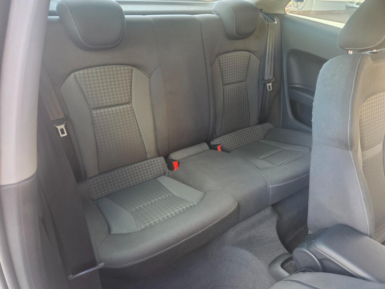 AUDI A1 1.2 BENZINA 86 CV KM 160000 CERTIFICATI