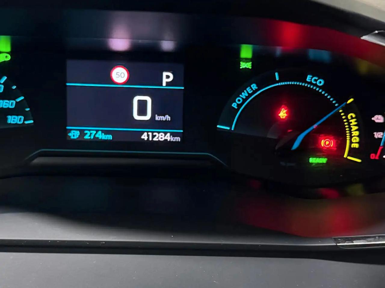 Peugeot 2008 elettrica 136 CV Active