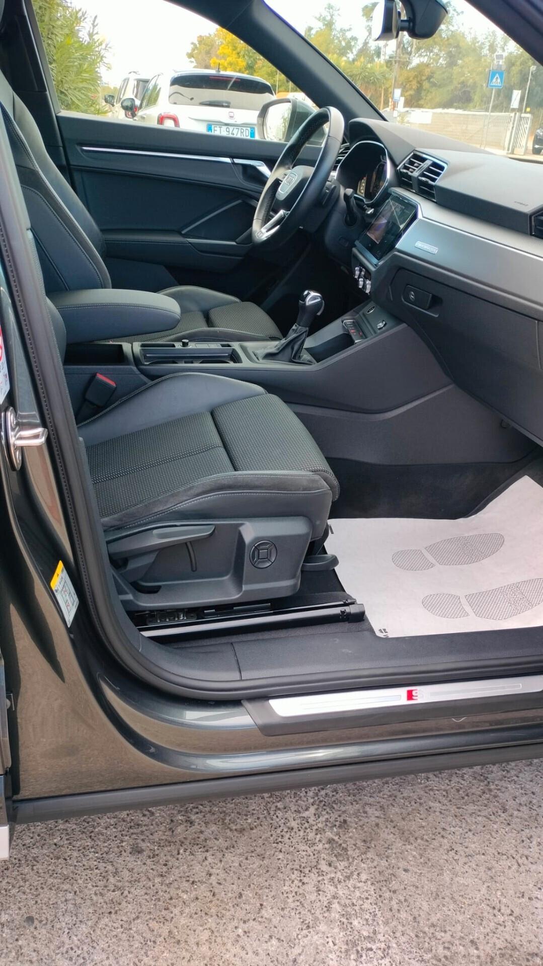 Audi Q3 35 TFSI S tronic line edition