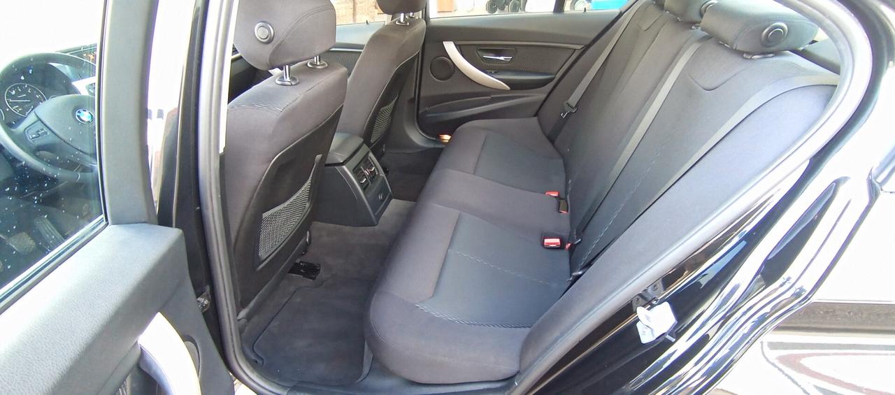 Bmw 316d 115 CV Berlina - Garanzia