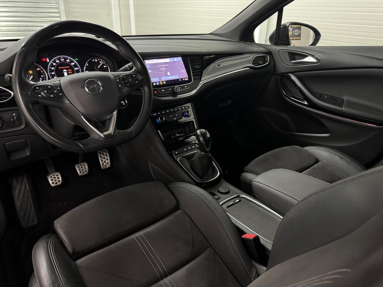 Opel Astra SPORT TOURER