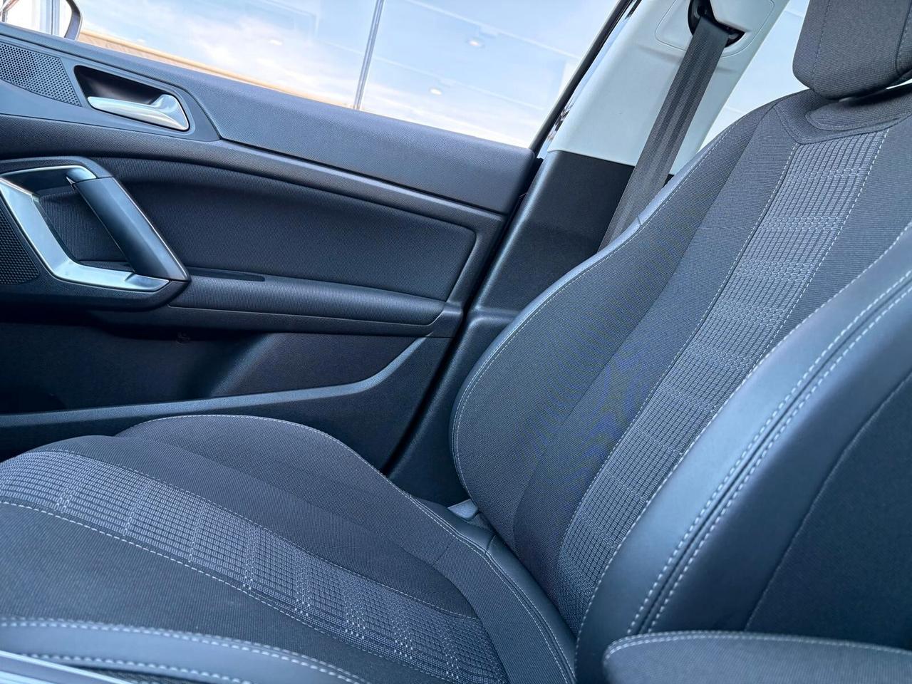 Peugeot 308 SW ALLURE BlueHDi 130 6mt SPOTICAR