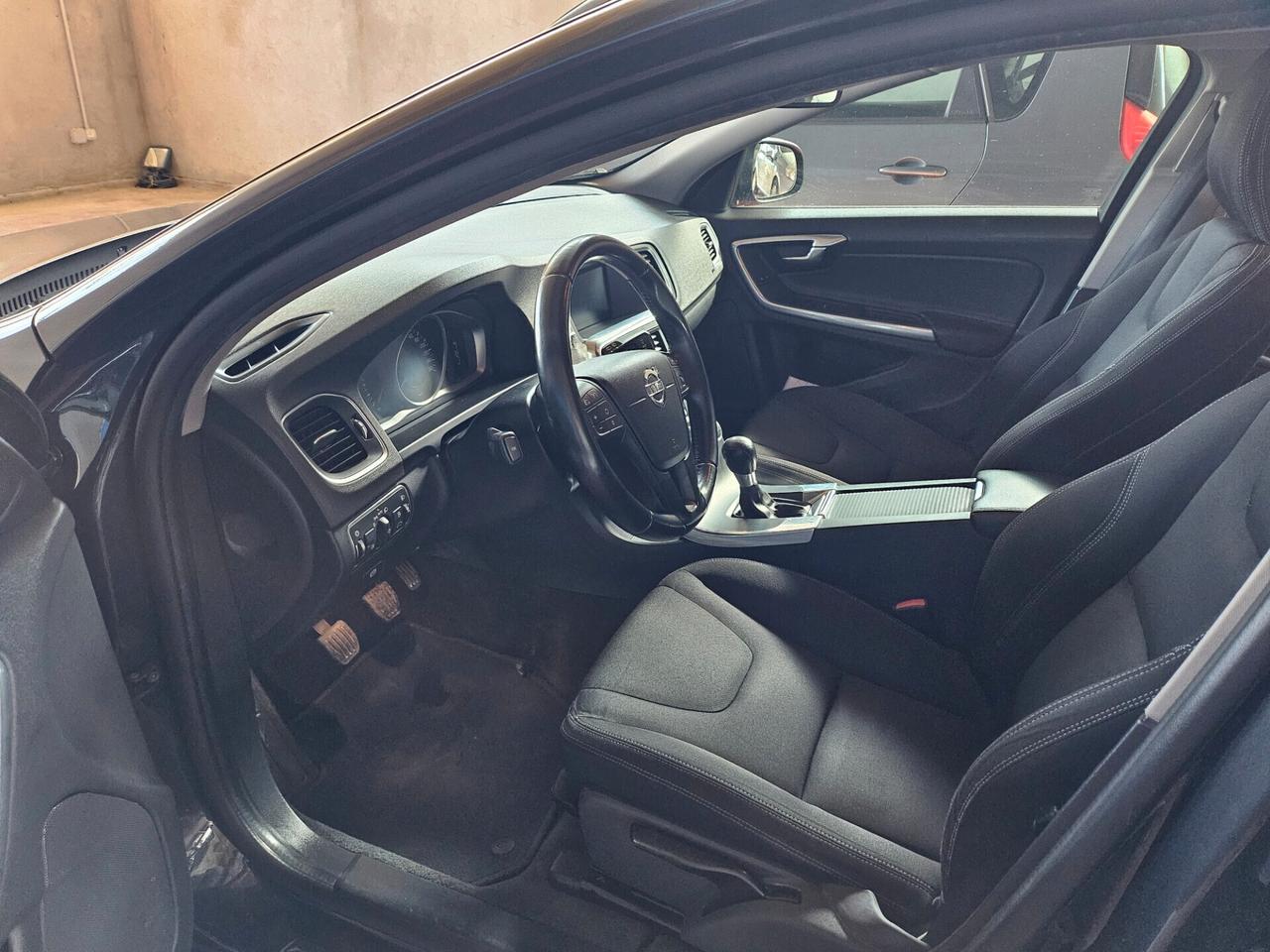 Volvo V60 D2 1.6 Kinetic