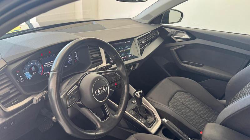 Audi A1 Sportback 30 1.0 Tfsi Identity Black 110 Cv. S-Tronic