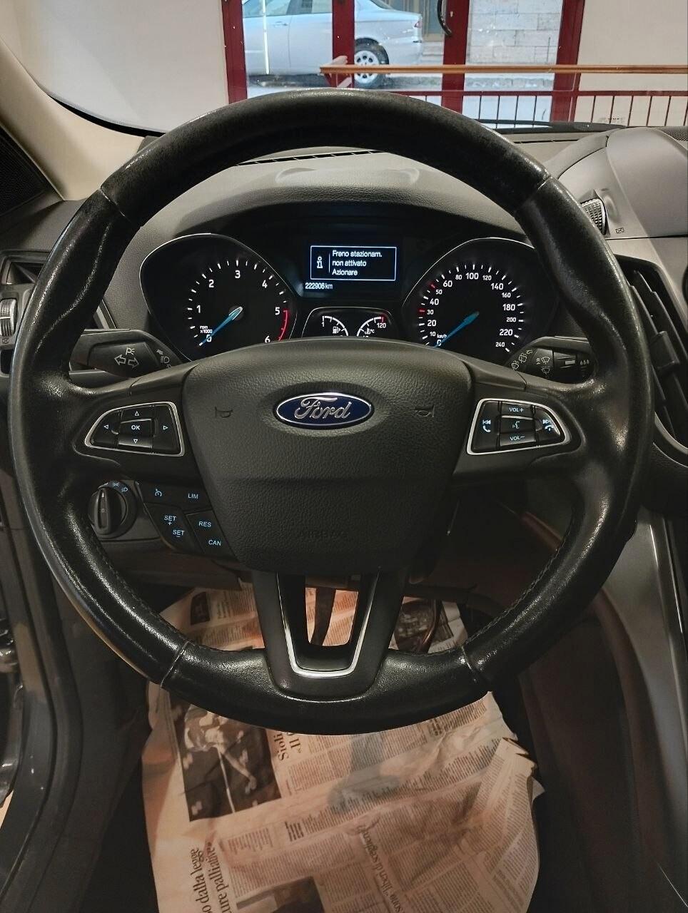 Ford Kuga 1.5 TDCI 120 CV S&S 2WD Titanium