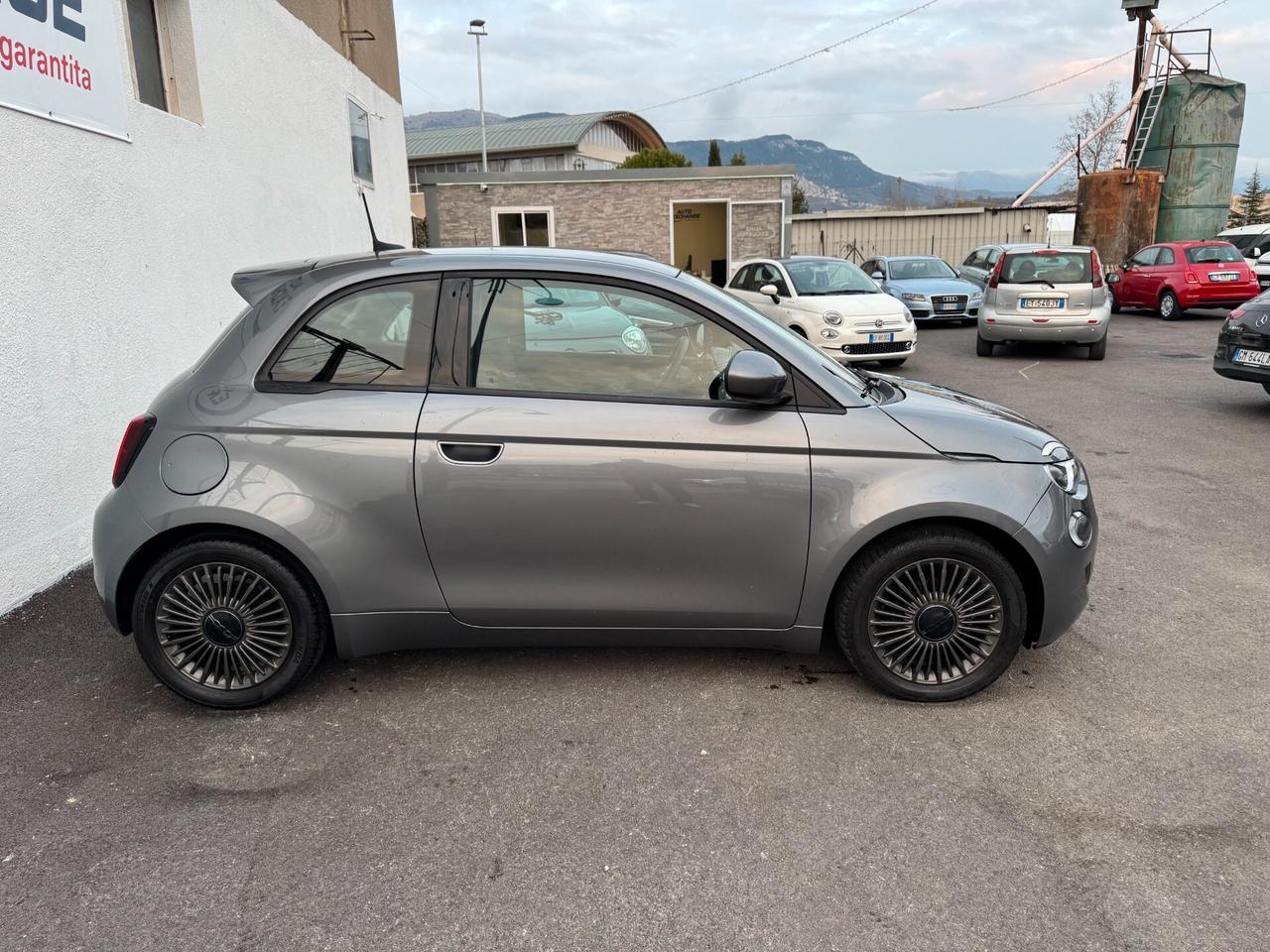 Fiat 500 500e Berlina 23,8 kWh Action