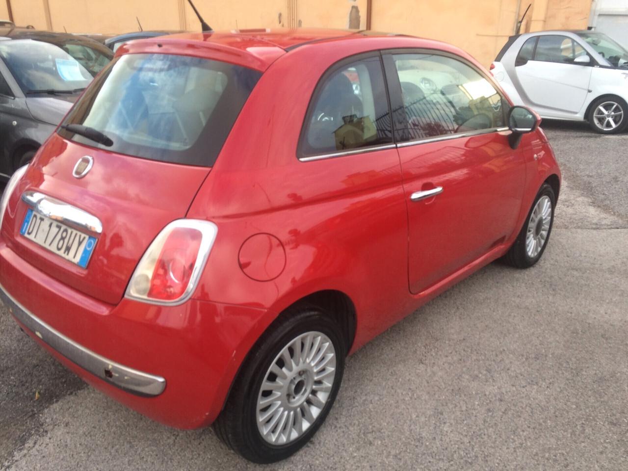 2009 Fiat 500 1.2 Lounge tagliandata con garanzia !!!con distribuzione eseguita a km 101000!!!